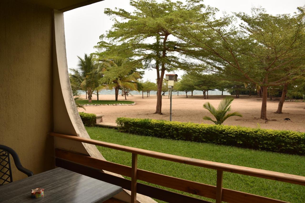 Hotel Club Du Lac Tanganyika Bujumbura Exterior photo