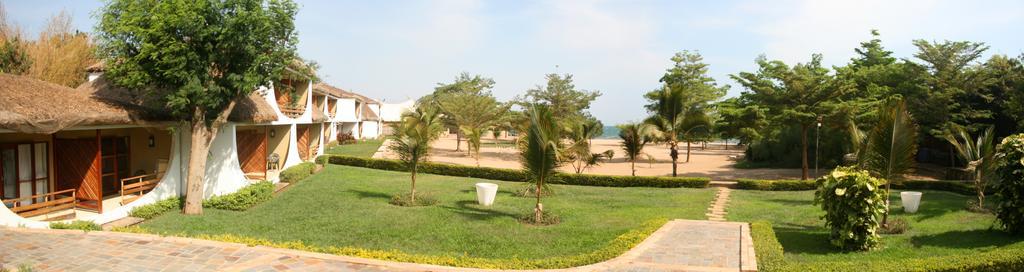 Hotel Club Du Lac Tanganyika Bujumbura Exterior photo