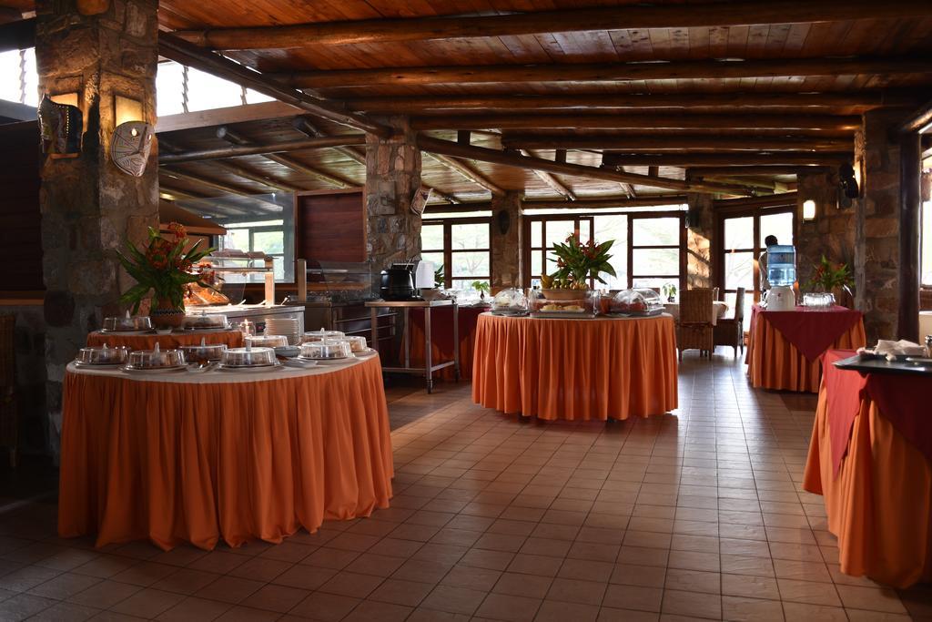 Hotel Club Du Lac Tanganyika Bujumbura Exterior photo